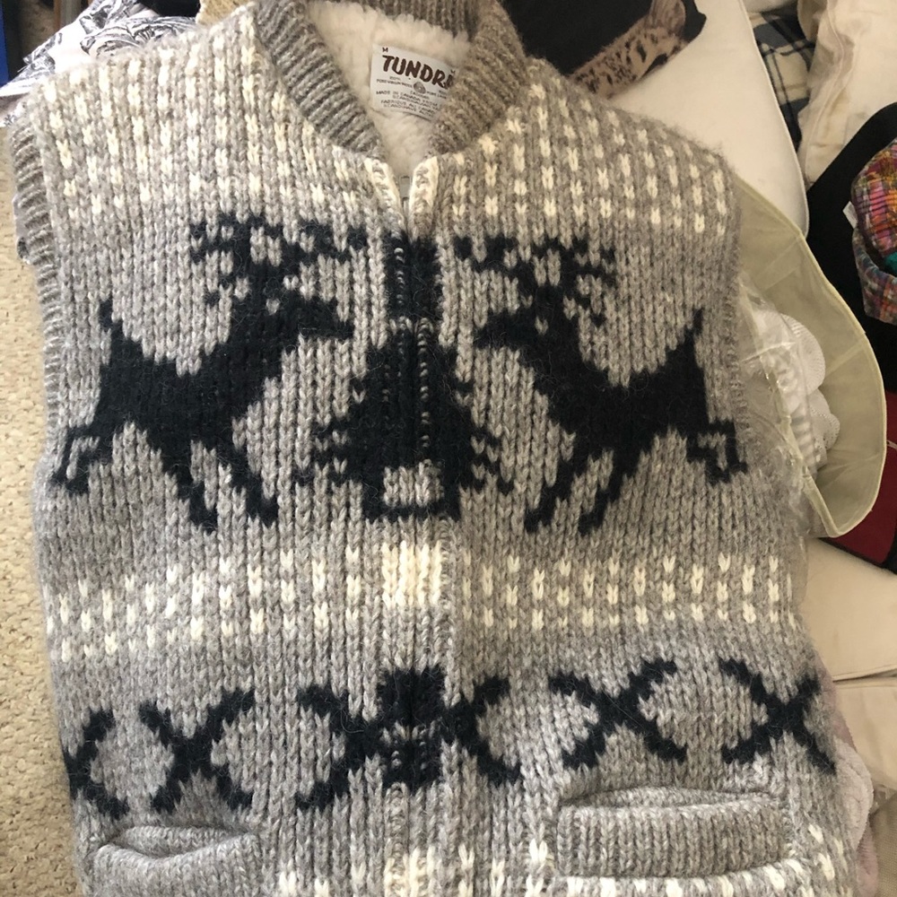 Tundra vest